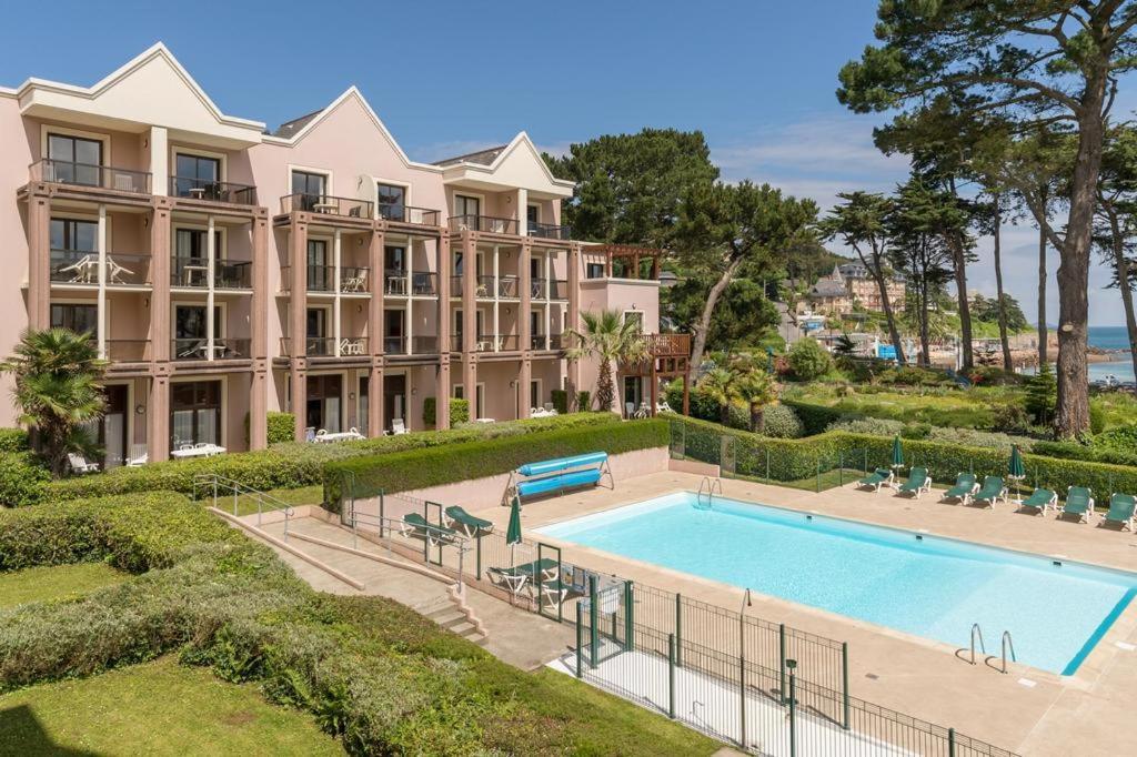 Appartement Plage De Trestraou 45M2 Perros-Guirec Exterior photo